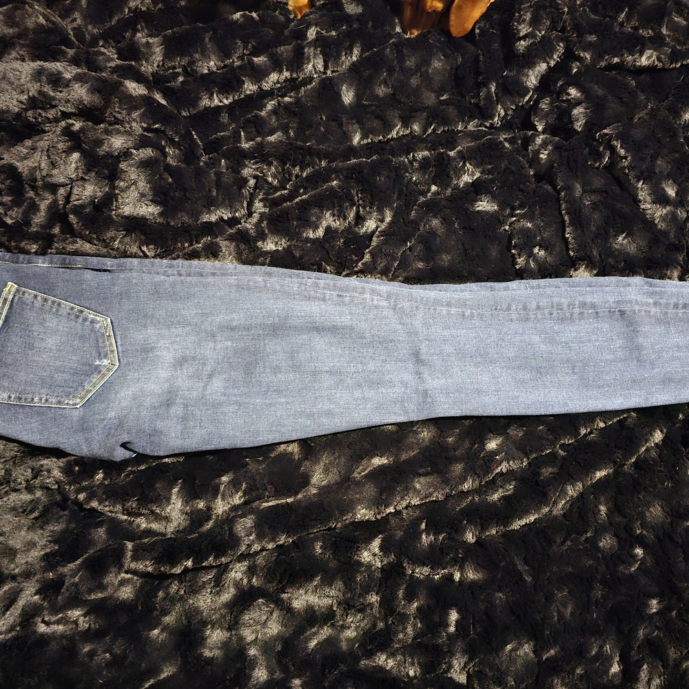 Distressed Blue Jeans - Picture 3 of 4